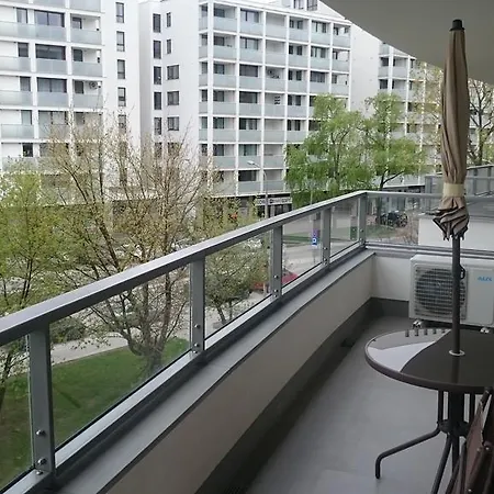 Kasprzaka Apartment